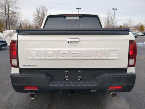 Platinum White Pearl 2026 Honda Ridgeline RTL
