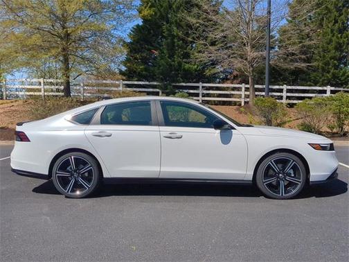 2025 Honda Accord Hybrid Base