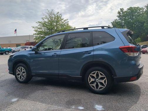 Horizon Blue 2023 Subaru Forester Premium