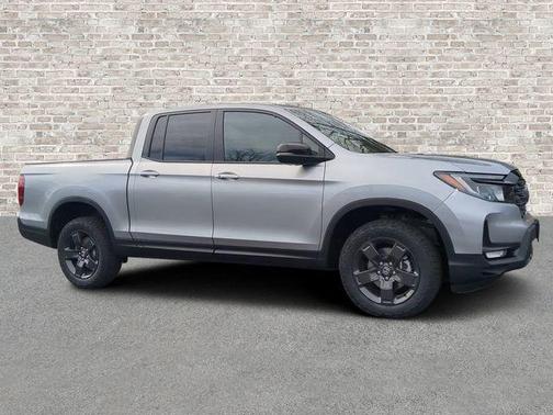 Solar Silver Metallic 2026 Honda Ridgeline TrailSport