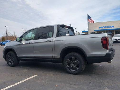 Solar Silver Metallic 2026 Honda Ridgeline TrailSport