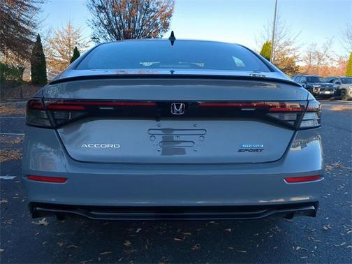 2025 Honda Accord Hybrid Base