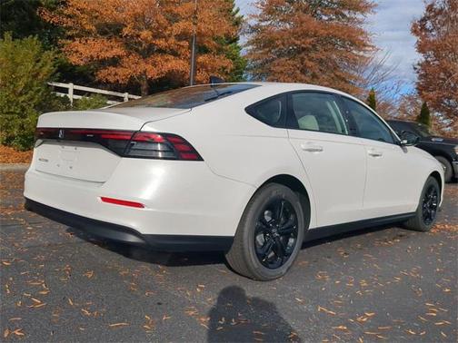 2025 Honda Accord Sport SE 1.5T