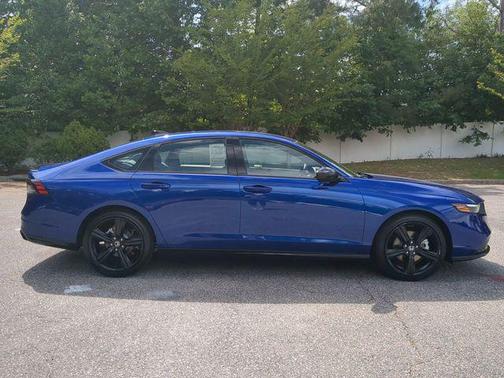 Still Night Pearl 2025 Honda Accord Hybrid Sport-L