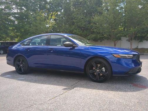 Still Night Pearl 2025 Honda Accord Hybrid Sport-L