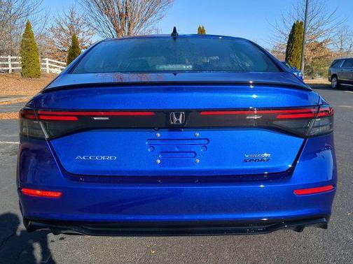 Still Night Pearl 2025 Honda Accord Hybrid Sport-L