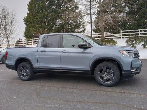 Sonic Gray Pearl 2026 Honda Ridgeline TrailSport