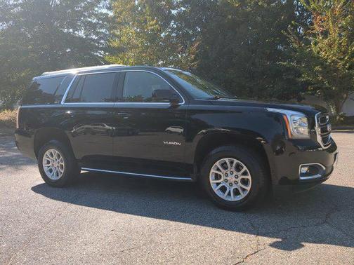 Onyx Black 2019 GMC Yukon SLT