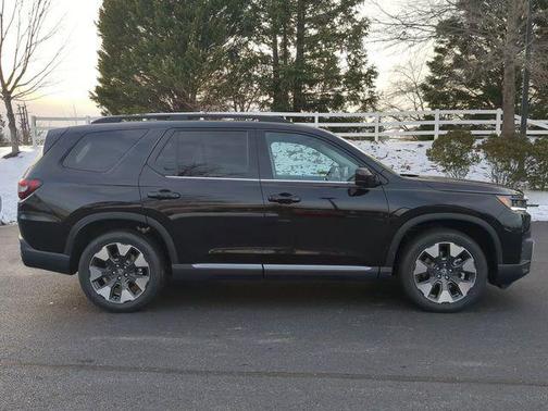 2026 Honda Pilot Touring 8-Passenger