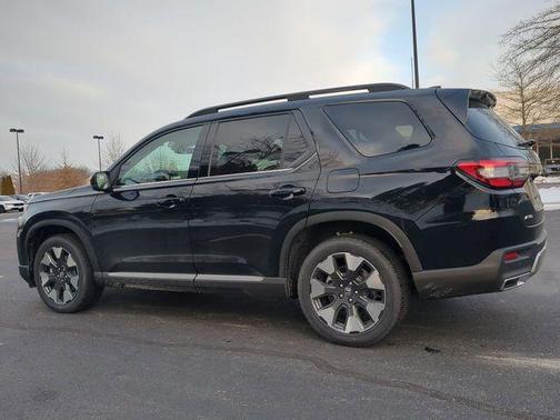 2026 Honda Pilot Touring 8-Passenger