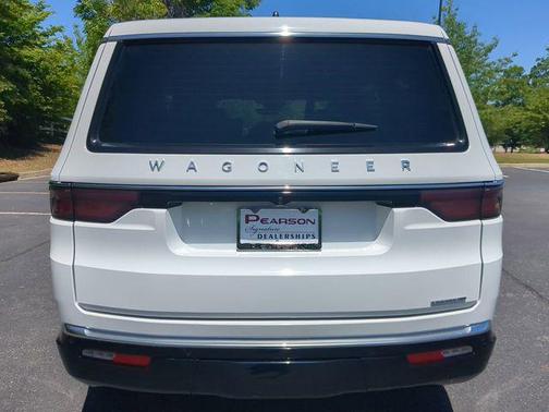 Bright White Clearcoat 2024 Jeep Wagoneer Series III 4x4