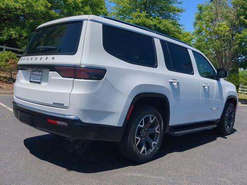 Bright White Clearcoat 2024 Jeep Wagoneer Series III 4x4