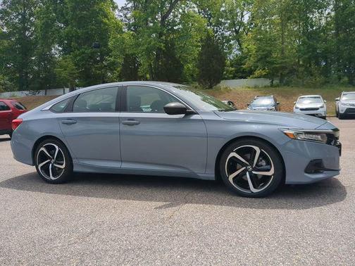 Sonic Gray Pearl 2022 Honda Accord Sport SE 1.5T