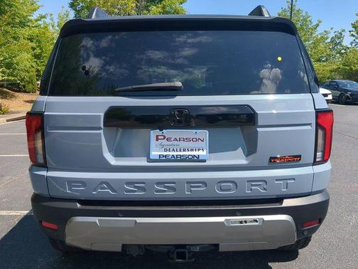 Sonic Gray Pearl 2026 Honda Passport AWD TrailSport Elite Blackout