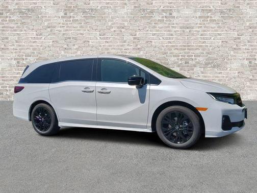 Platinum White Pearl 2026 Honda Odyssey Sport-L