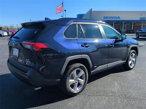 2021 Toyota RAV4 Hybrid XLE Premium