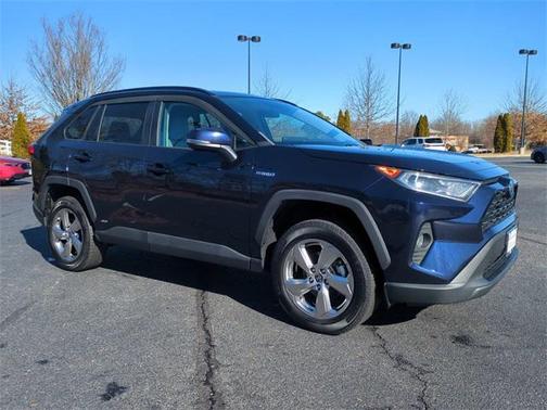 2021 Toyota RAV4 Hybrid XLE Premium