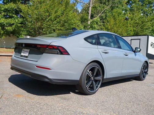 Urban Gray Pearl 2026 Honda Accord SE