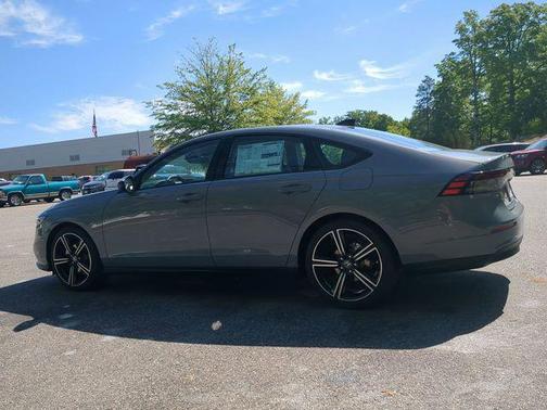 Urban Gray Pearl 2026 Honda Accord SE