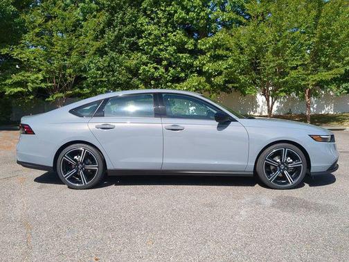 Urban Gray Pearl 2026 Honda Accord SE