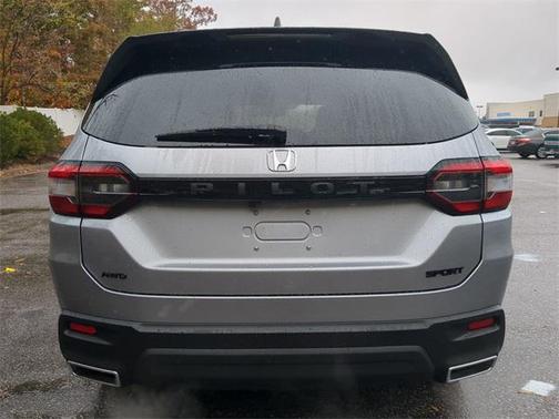 2025 Honda Pilot Sport