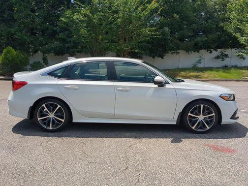 Platinum White Pearl 2024 Honda Civic Touring
