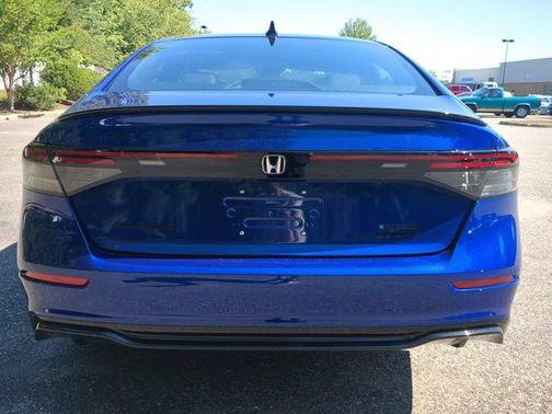 Still Night Pearl 2026 Honda Accord Hybrid Sport-L