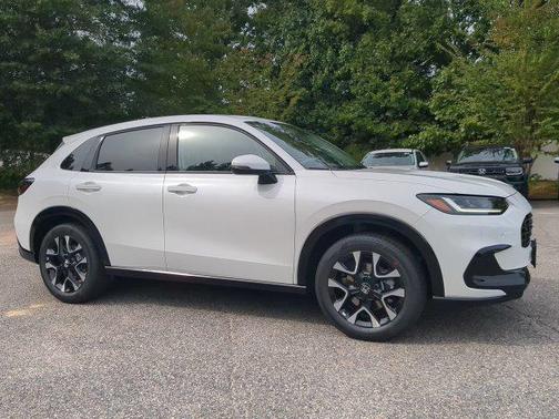 Platinum White Pearl 2027 Honda HR-V EX-L