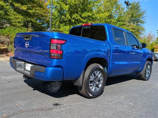 2024 Nissan Frontier SL