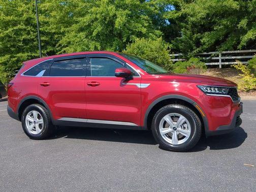 Passion Red Tintcoat 2022 Kia Sorento LX