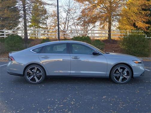 2025 Honda Accord Hybrid Base