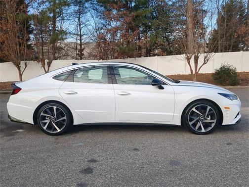 2023 Hyundai SONATA SEL Plus