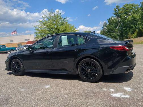 Midnight Black Metallic 2025 Toyota Camry SE