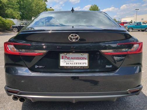 Midnight Black Metallic 2025 Toyota Camry SE