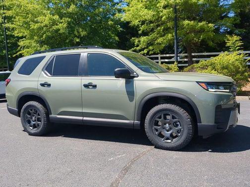 Ash Green Metallic 2026 Honda Pilot TrailSport