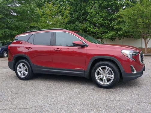 Red Quartz Tintcoat 2020 GMC Terrain SLE