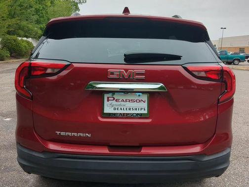 Red Quartz Tintcoat 2020 GMC Terrain SLE