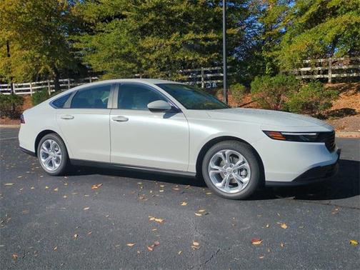 2025 Honda Accord LX 1.5T