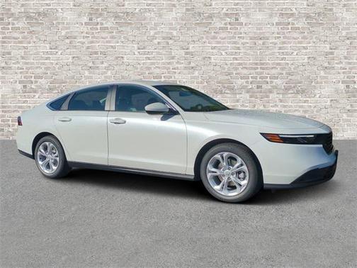 2025 Honda Accord LX 1.5T