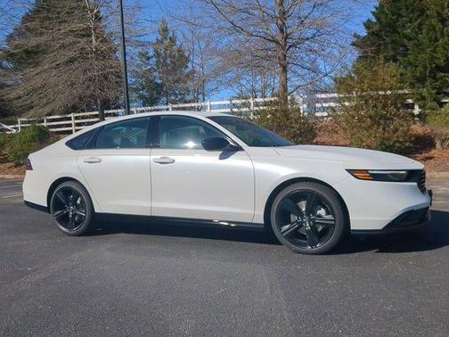 Platinum White Pearl 2026 Honda Accord Hybrid Sport-L