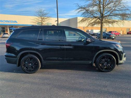 2022 Honda Pilot AWD Black Edition