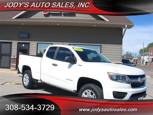 Summit White 2017 Chevrolet Colorado WT
