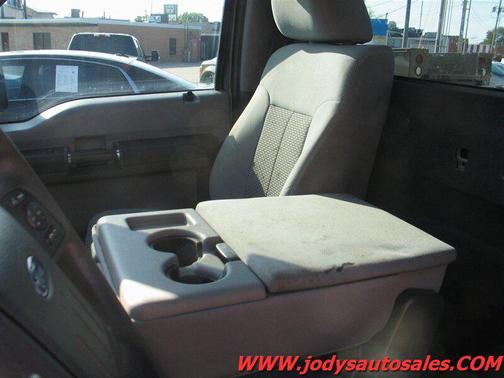 Magnetic 2016 Ford F-250 XL
