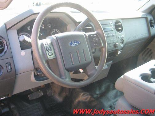 Magnetic 2016 Ford F-250 XL