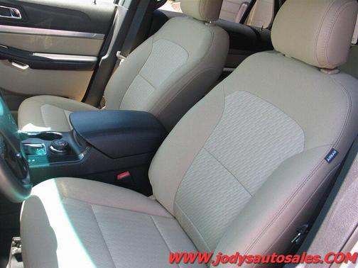 Ingot Silver 2017 Ford Explorer Base