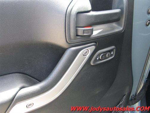 Anvil Clearcoat 2015 Jeep Wrangler Unlimited Sahara