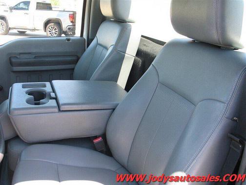 Oxford White 2013 Ford F-250 XL