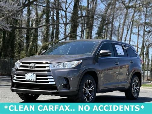 2017 Toyota Highlander LE I4