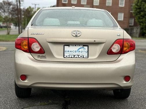 2010 Toyota Corolla LE