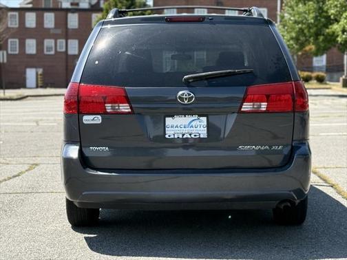2006 Toyota Sienna XLE